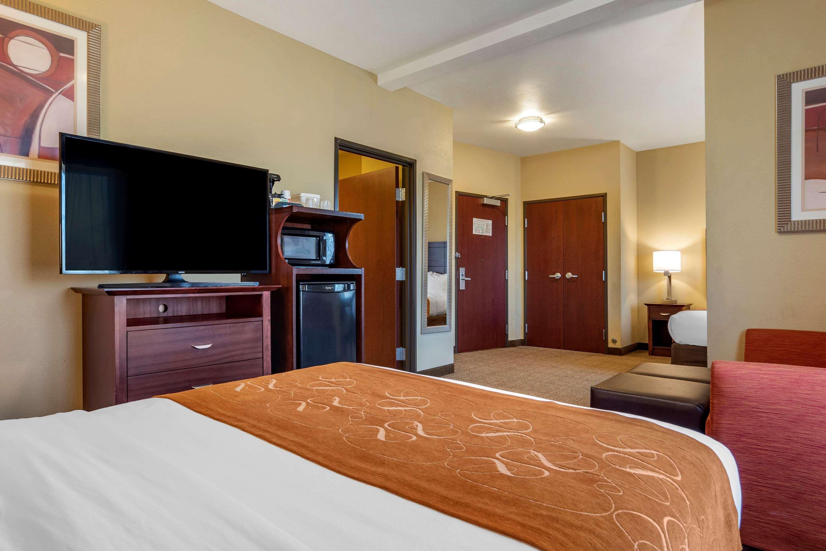 Comfort Suites Airport South Montgomery Eksteriør bilde