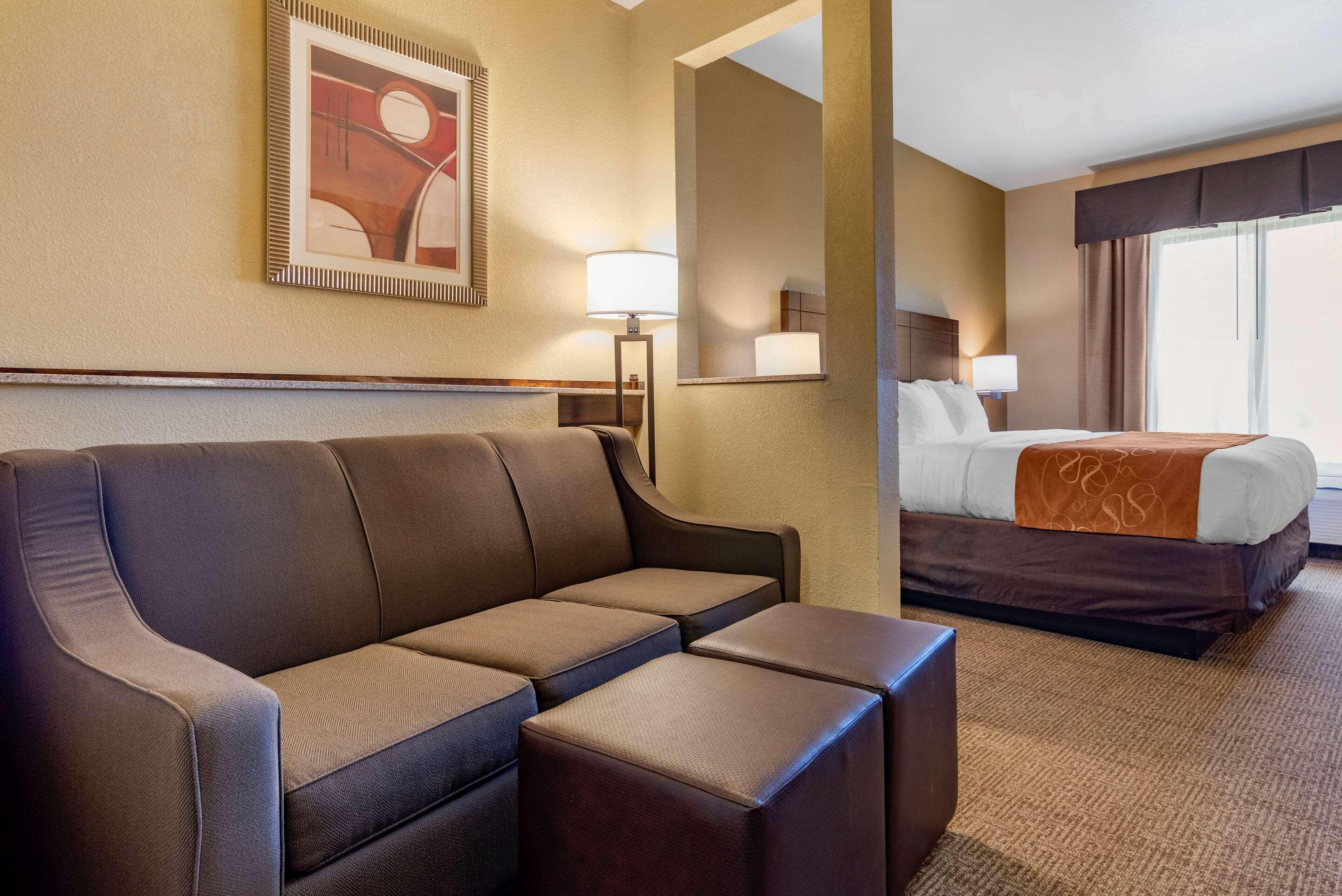 Comfort Suites Airport South Montgomery Eksteriør bilde