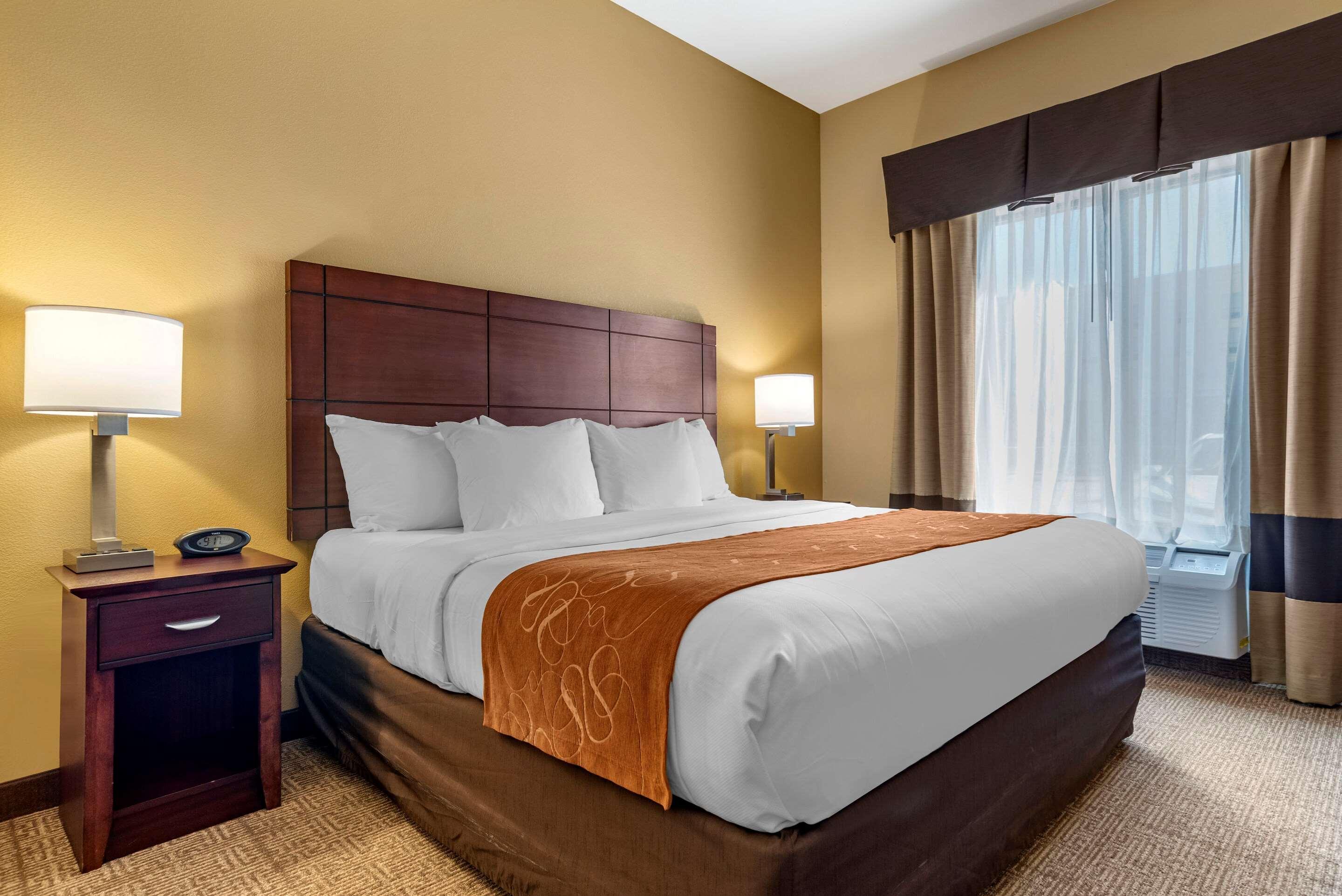 Comfort Suites Airport South Montgomery Eksteriør bilde