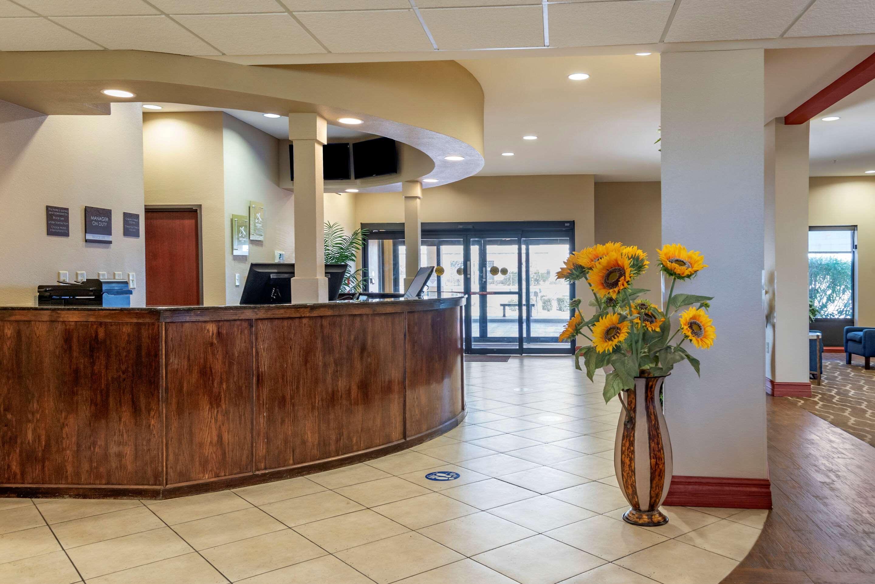 Comfort Suites Airport South Montgomery Eksteriør bilde