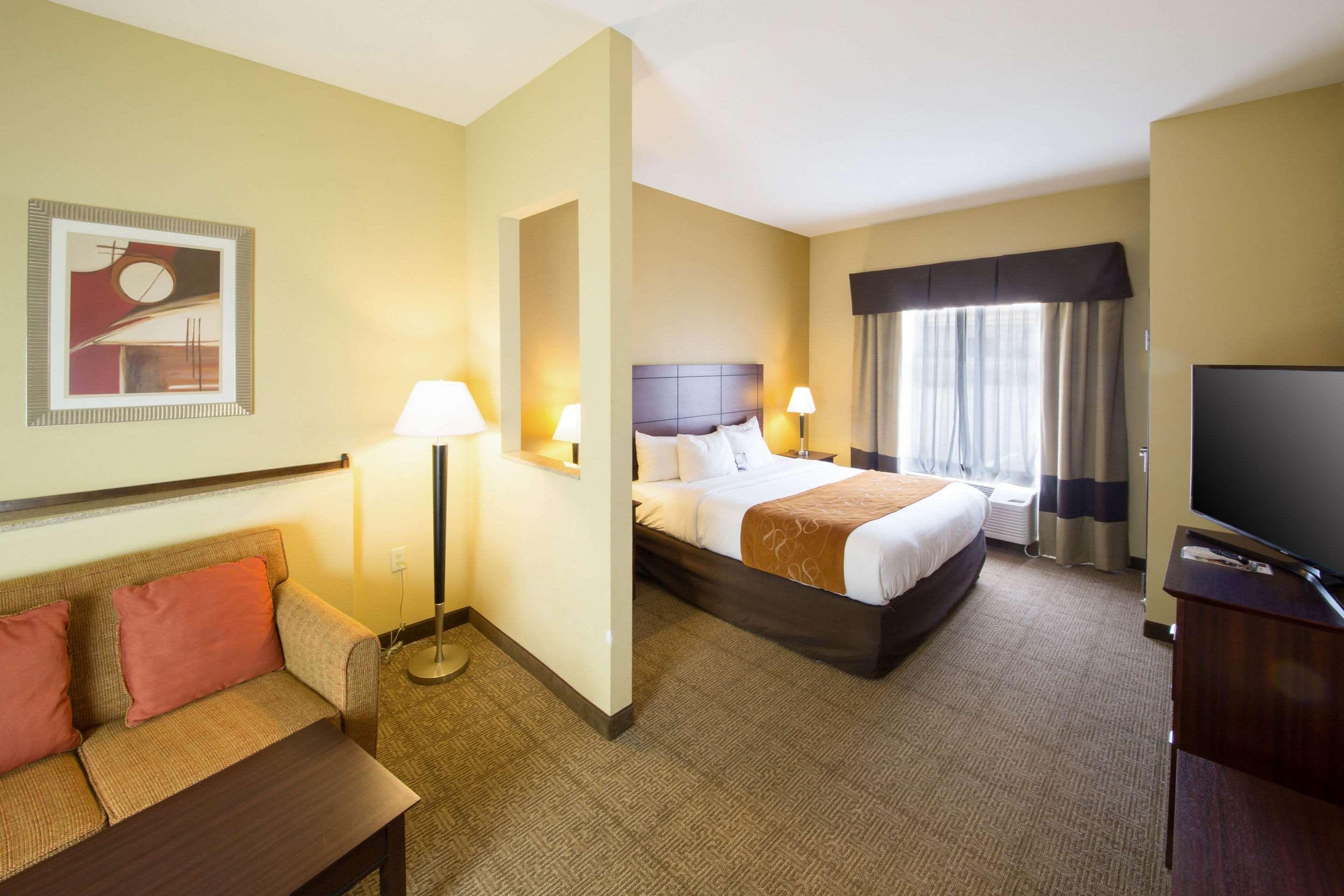 Comfort Suites Airport South Montgomery Eksteriør bilde