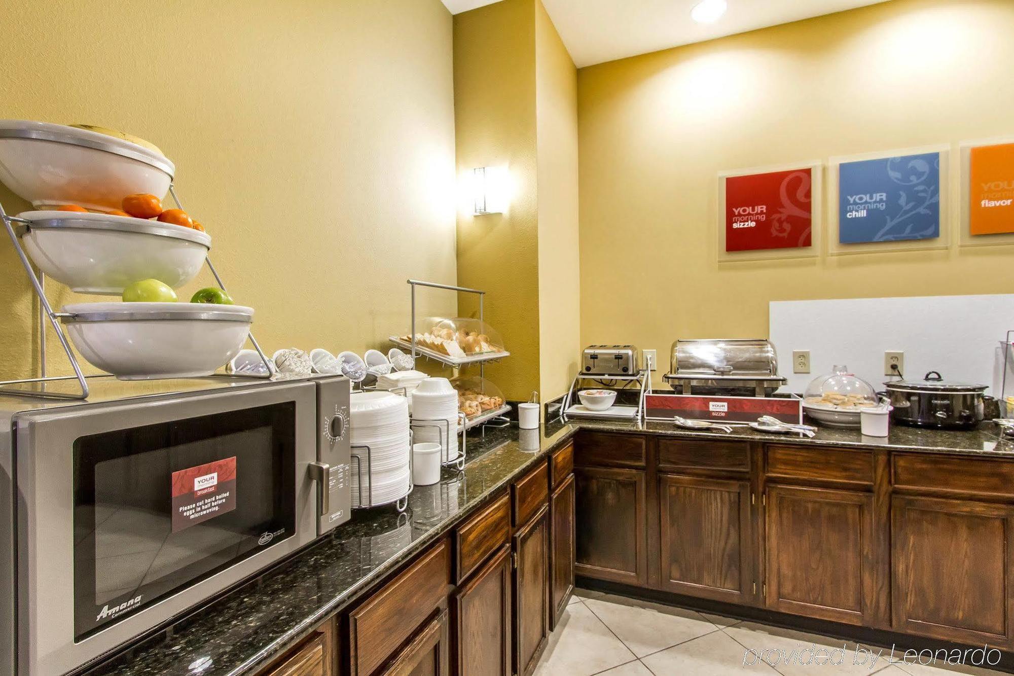 Comfort Suites Airport South Montgomery Eksteriør bilde