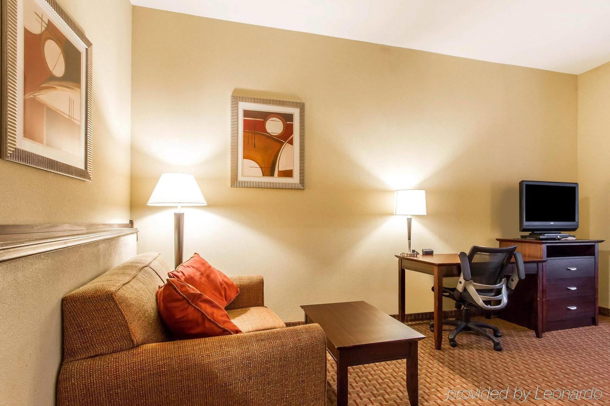 Comfort Suites Airport South Montgomery Eksteriør bilde